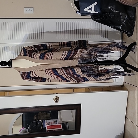 Love marks brand- size L - woman's hippie cardigan ~ Coachella vibes - Picture 2 of 10